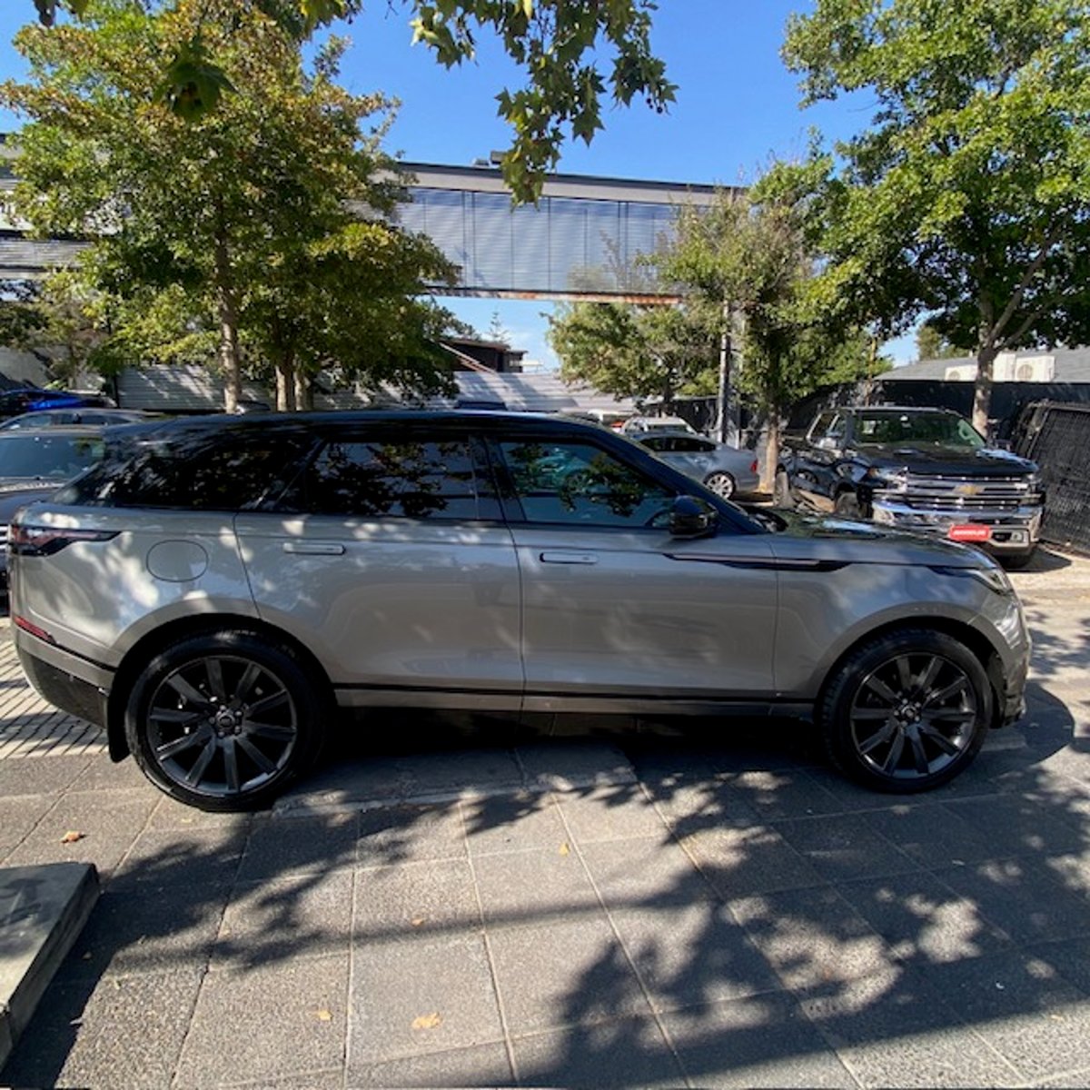 Land Rover RANGE ROVER VELAR DIESEL 2.0 2018 - Imagen 5 de 10