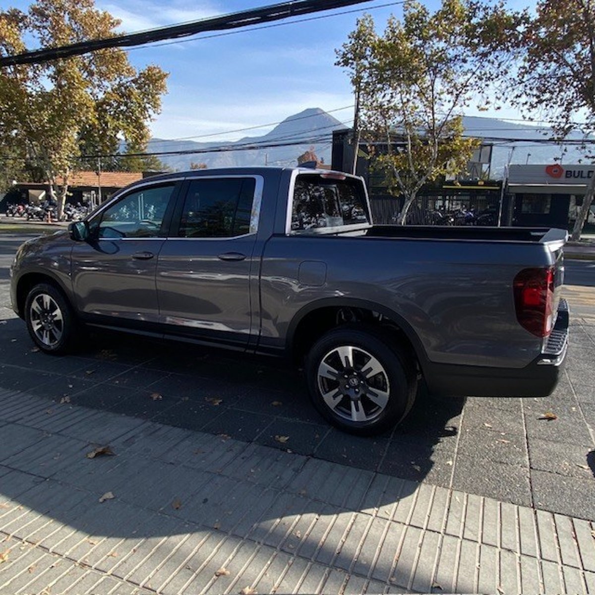 Honda RIDGELINE RTL 4x4 3.5 automática 2020 - Imagen 5 de 10
