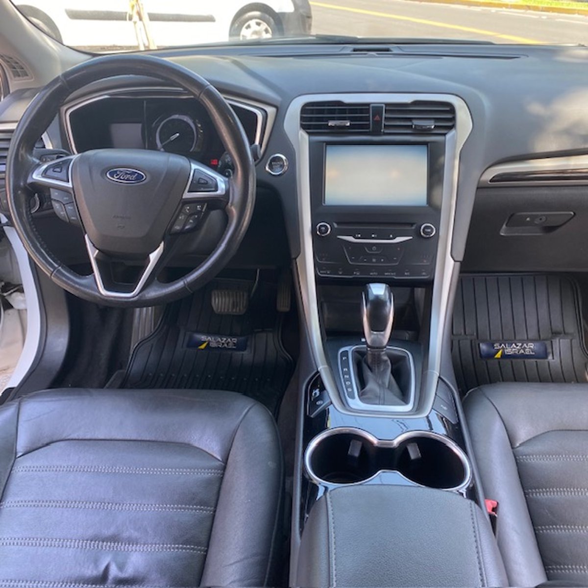 FORD FUSION 2.0 . Mantencion al dia. Hermoso Auto. Gran 2015 - Imagen 9 de 10