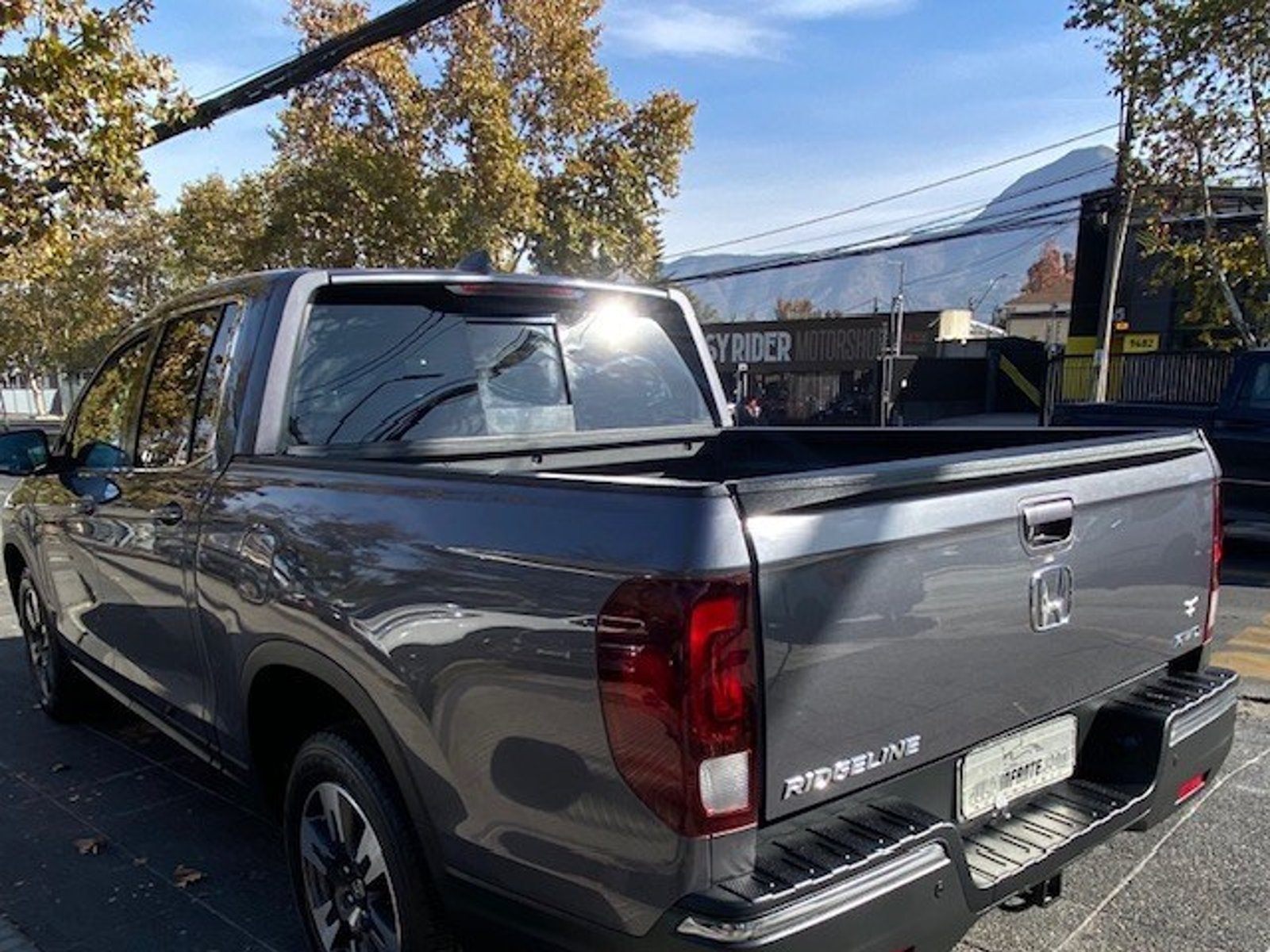Honda RIDGELINE RTL 4x4 3.5 automática 2020 - Foto 2 de 10