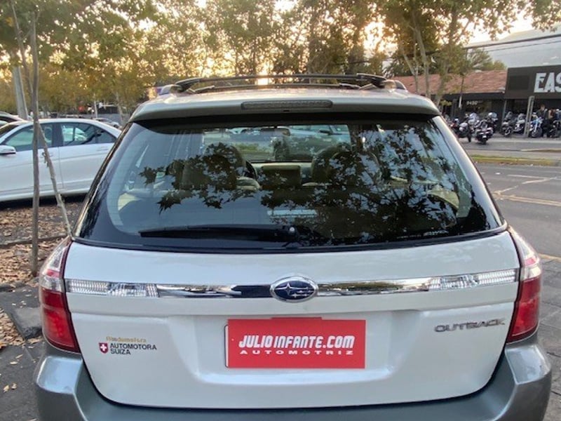 Subaru OUTBACK 2.5 AWD 2007 - Imagen 3 de 10