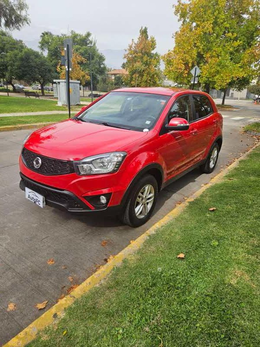 SsangYong KORANDO 2016 - Imagen 9 de 20