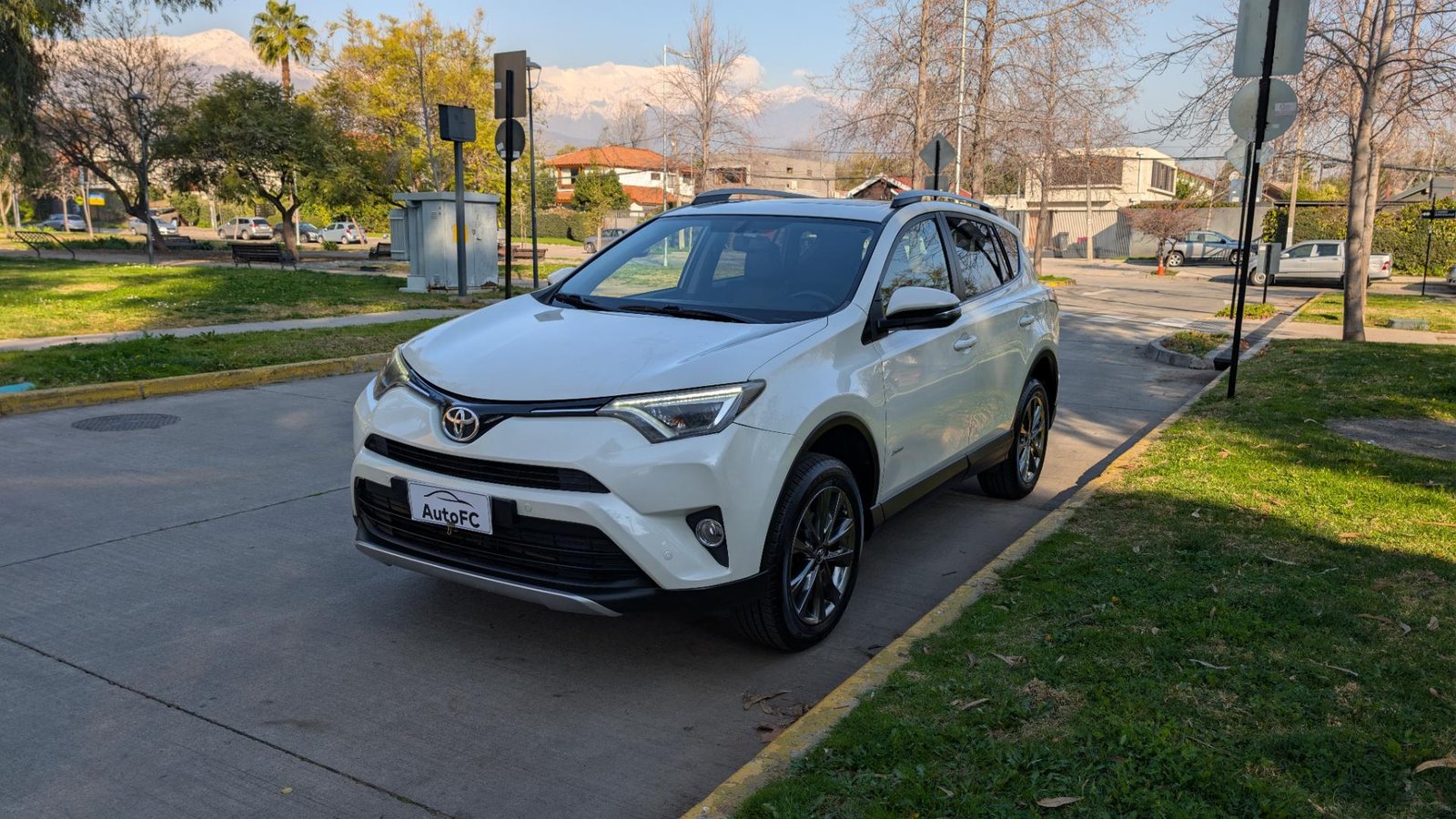 Toyota RAV4 limited 2.5 AWD 2018 - Imagen 6 de 20