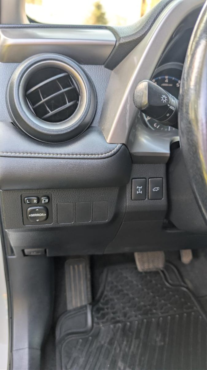 Toyota RAV4 limited 2.5 AWD 2018 - Imagen 13 de 20