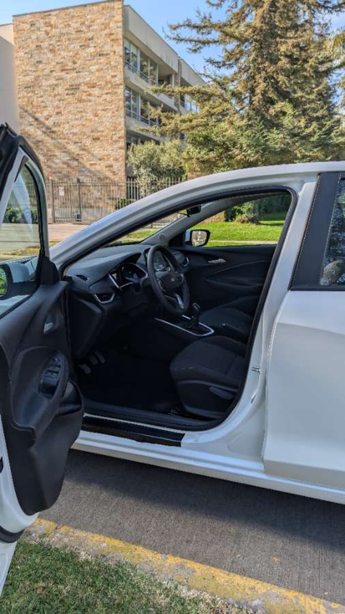 Chevrolet ONIX LT 1.0 2022 - Imagen 9 de 20