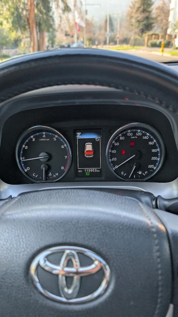 Toyota RAV4 limited 2.5 AWD 2018 - Imagen 19 de 20