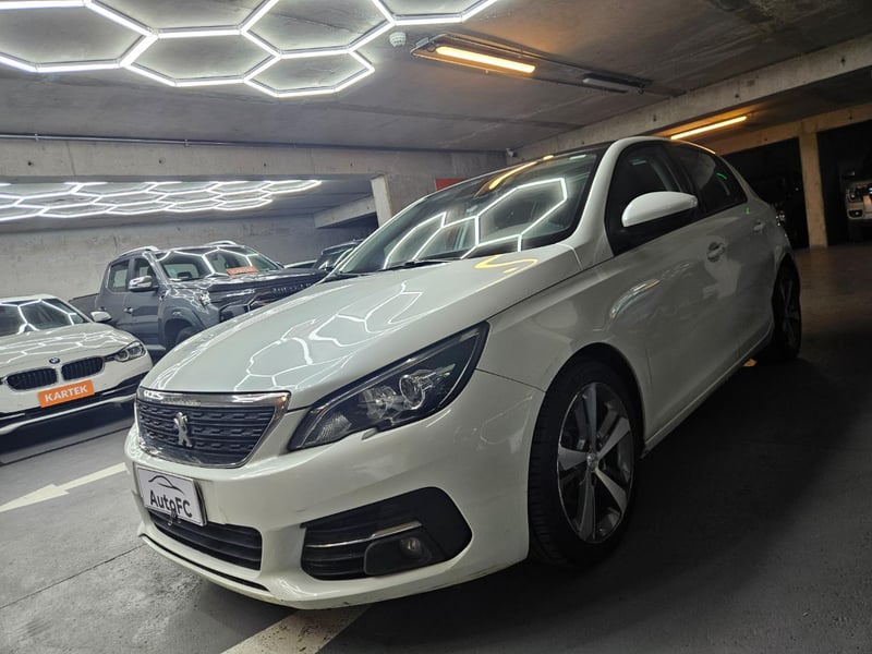 Peugeot 308 Allure BlueHDI 130 1.5 2020 - Imagen 5 de 20