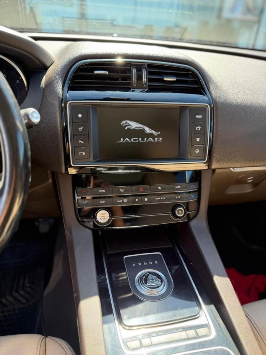 Jaguar F-Pace 2017 - Imagen 9 de 13