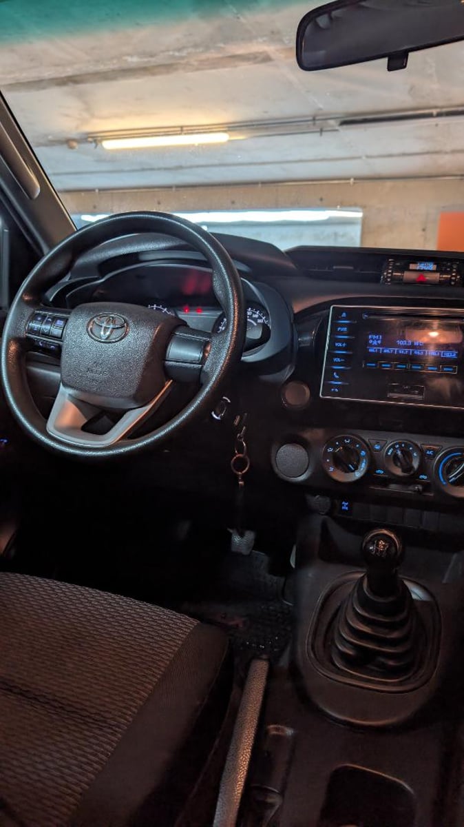 Toyota HILUX DX 2.7 4X2 2018 - Imagen 14 de 20