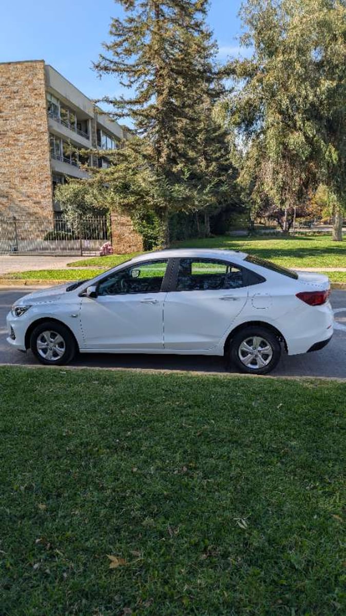 Chevrolet ONIX LT 1.0 2022 - Imagen 8 de 20