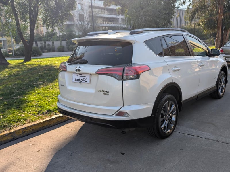 Toyota RAV4 limited 2.5 AWD 2018 - Imagen 7 de 20