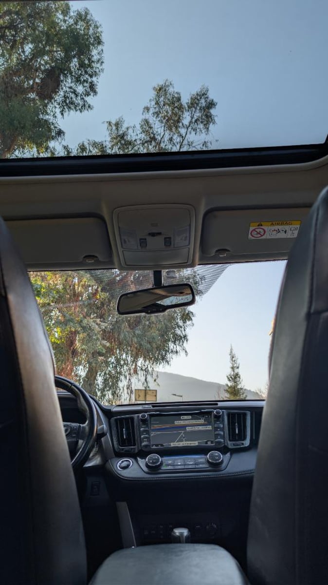 Toyota RAV4 limited 2.5 AWD 2018 - Imagen 16 de 20