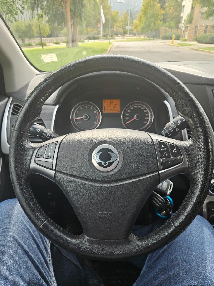 SsangYong KORANDO 2016 - Imagen 16 de 20