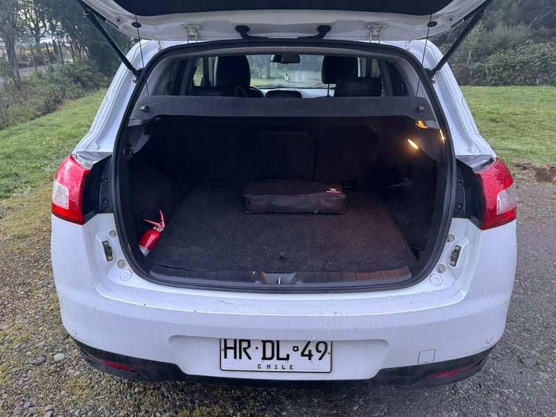 Peugeot 4008 Feline 2.0 4WD 2016 - Imagen 6 de 20