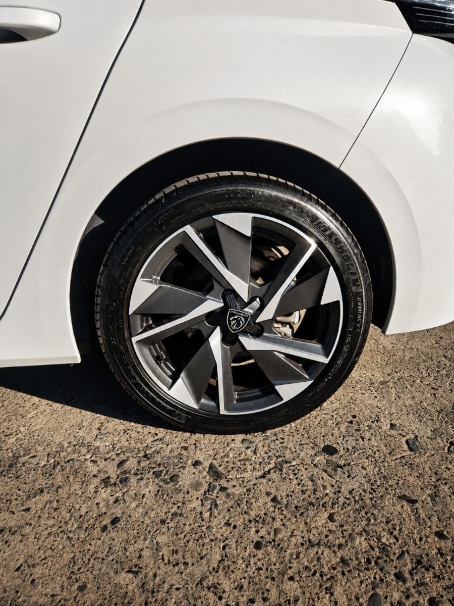 PEUGEOT 308 Allure 1.2 2025 - Imagen 12 de 12