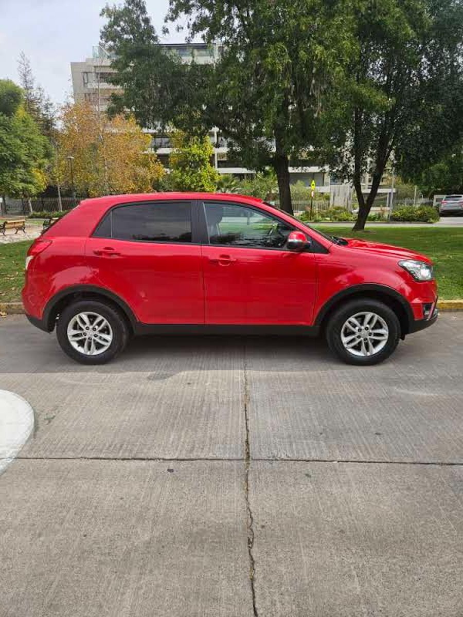 SsangYong KORANDO 2016 - Imagen 4 de 20