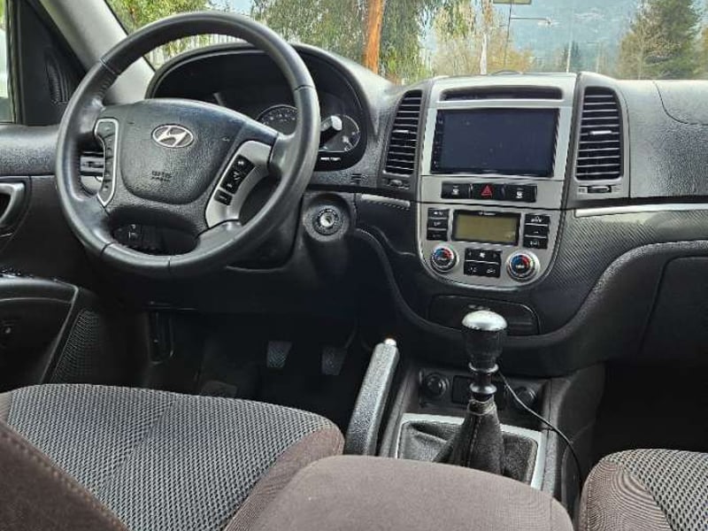Hyundai SANTA FE GLS 4x2 MT 2013 - Imagen 15 de 20