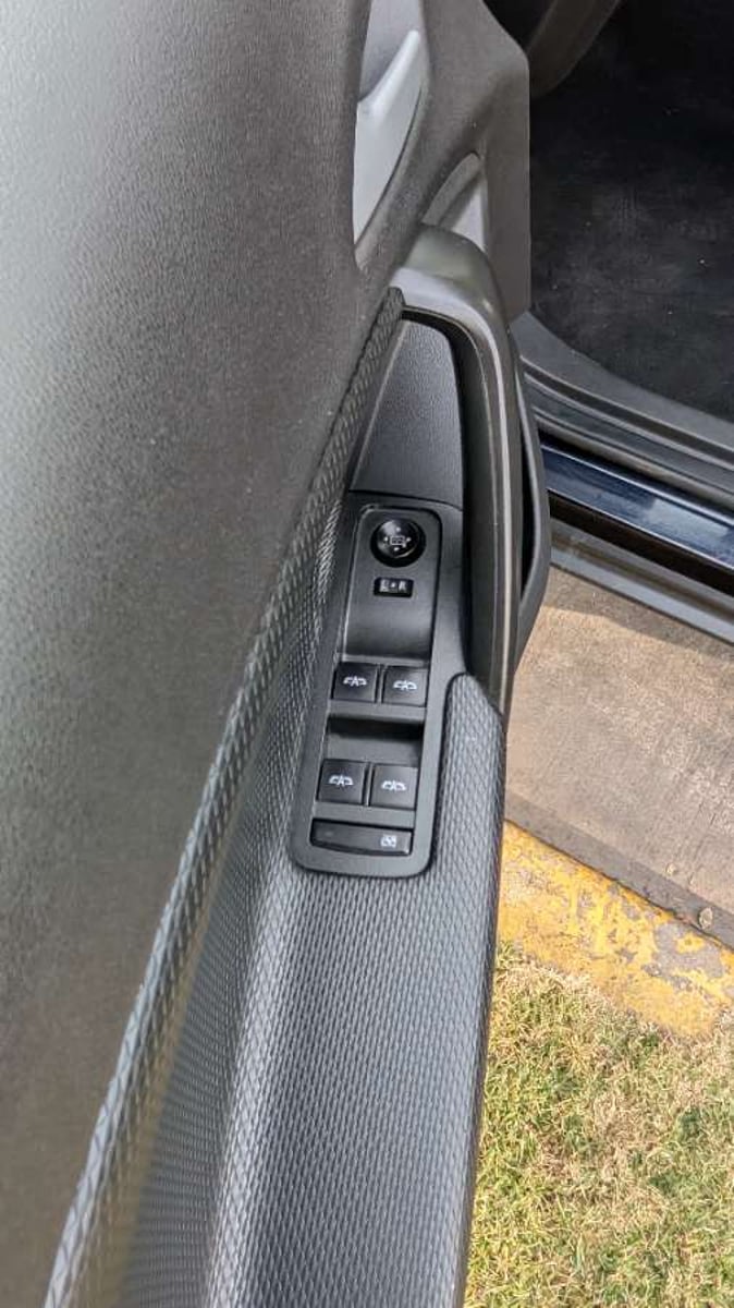 Chevrolet TRACKER LTZ 1.2 Turbo AT 2022 - Imagen 12 de 20