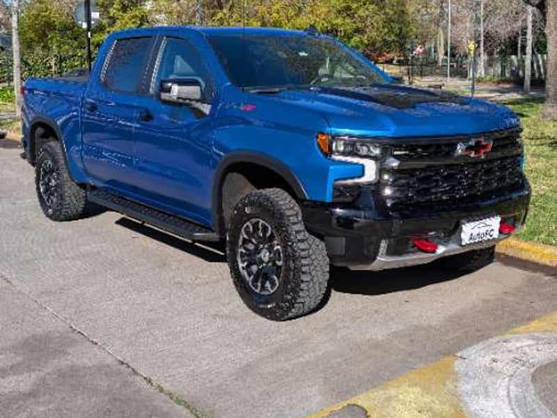 Chevrolet SILVERADO 6.2 ZR2 AUTO DC 4WD R 2023 - Imagen 3 de 20
