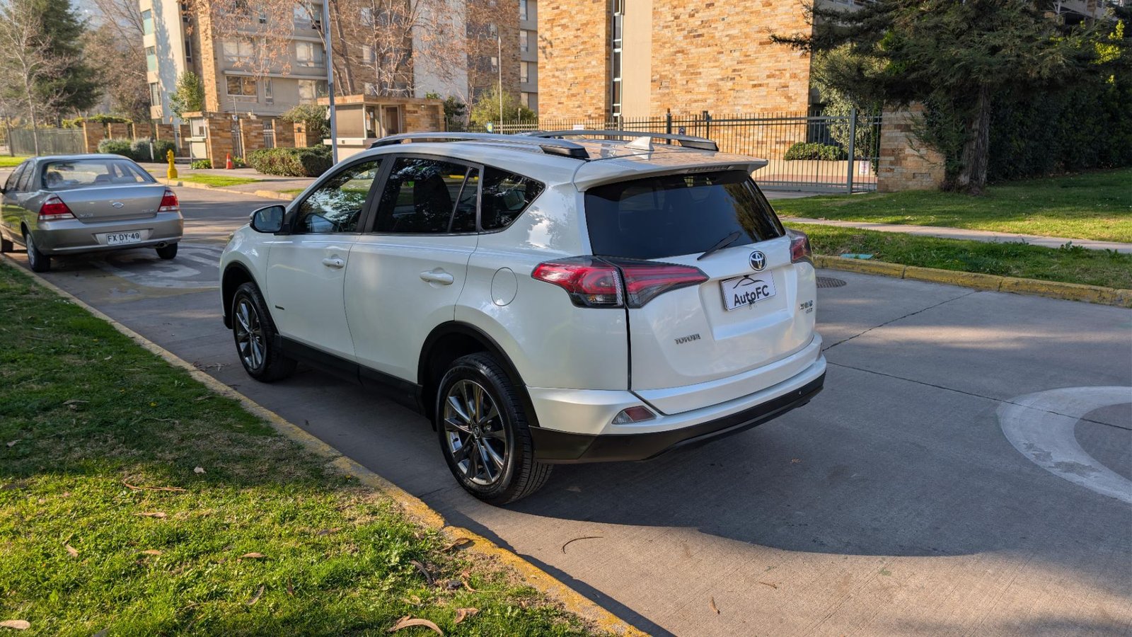Toyota RAV4 limited 2.5 AWD 2018 - Imagen 9 de 20