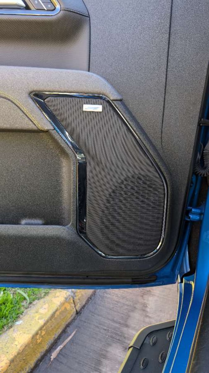 Chevrolet SILVERADO 6.2 ZR2 AUTO DC 4WD R 2023 - Imagen 19 de 20