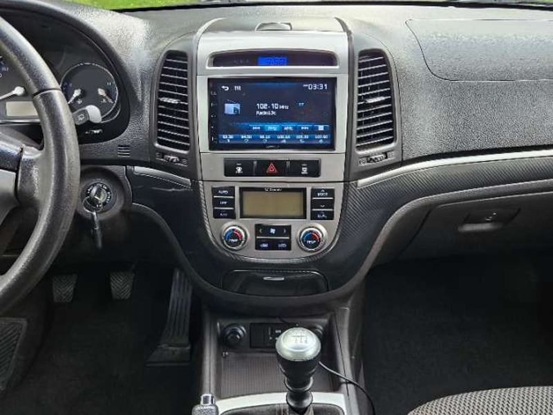 Hyundai SANTA FE GLS 4x2 MT 2013 - Imagen 16 de 20