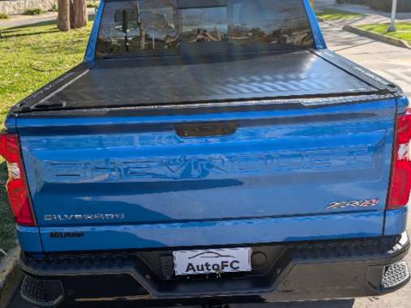 Chevrolet SILVERADO 6.2 ZR2 AUTO DC 4WD R 2023 - Imagen 10 de 20