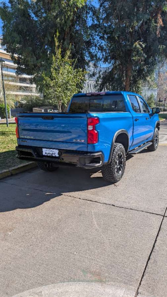 Chevrolet SILVERADO 6.2 ZR2 AUTO DC 4WD R 2023 - Imagen 8 de 20