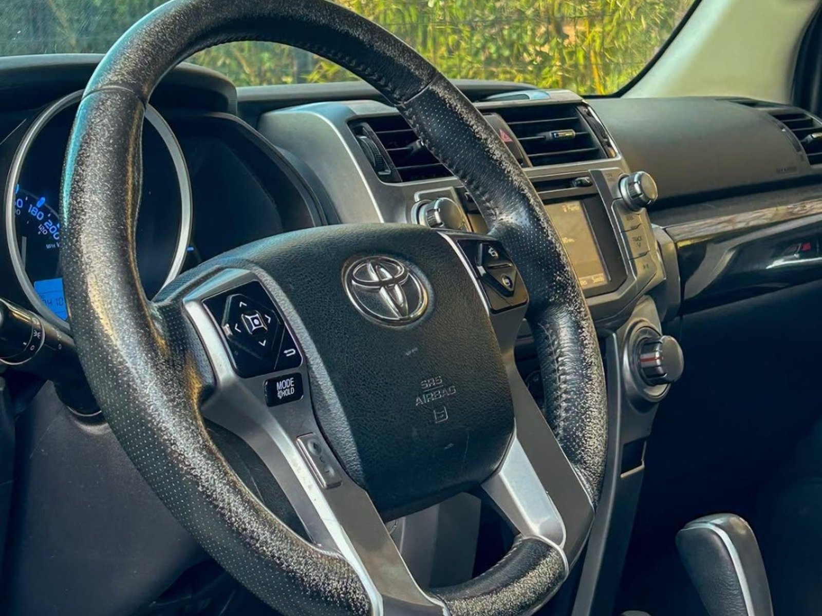 Toyota 4RUNNER SR5 4.0 V6 🇯🇵 2016 - Foto 5 de 10