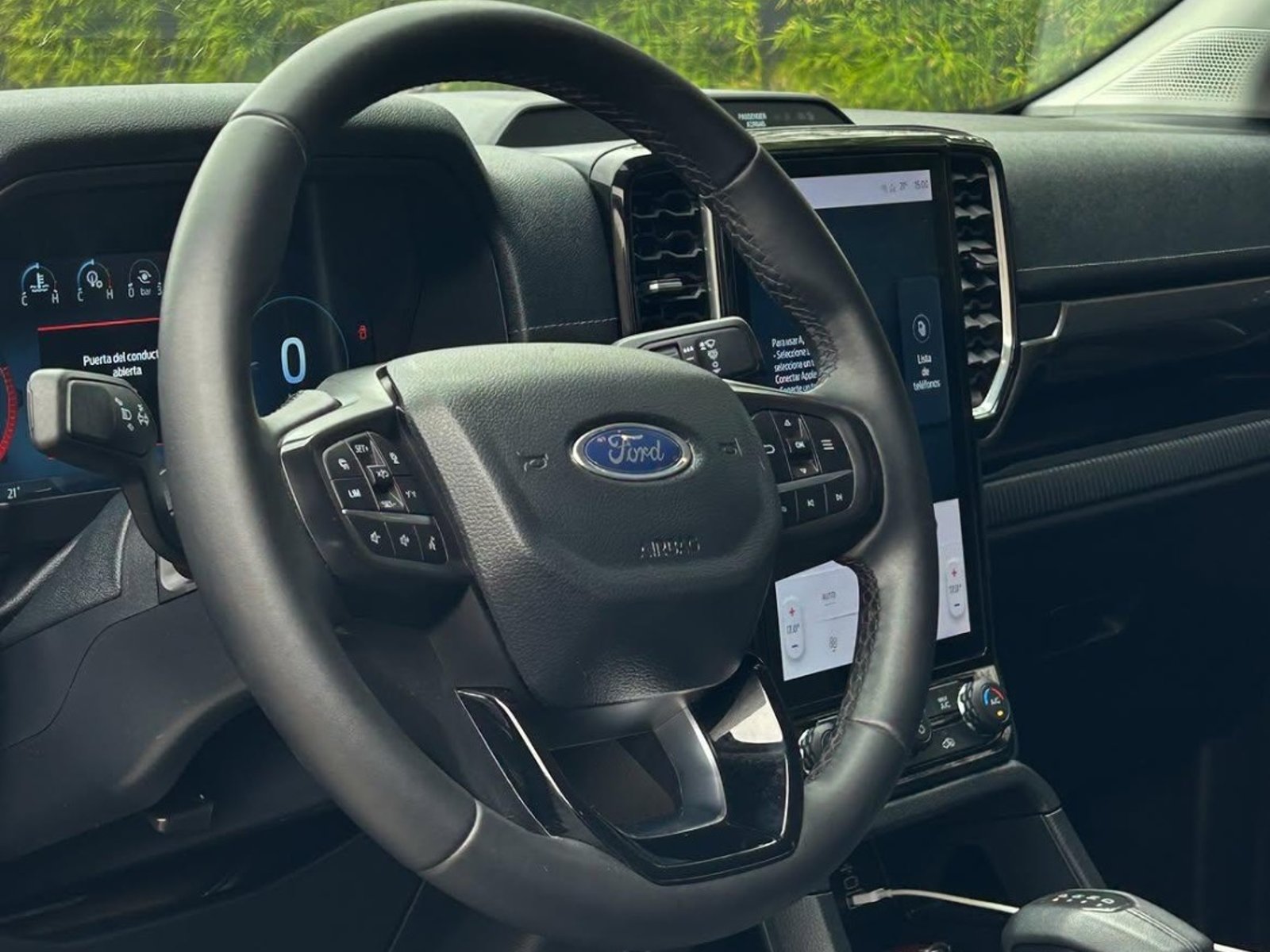 Ford RANGER LIMITED V6 4X4🇺🇸 2026 - Foto 5 de 10