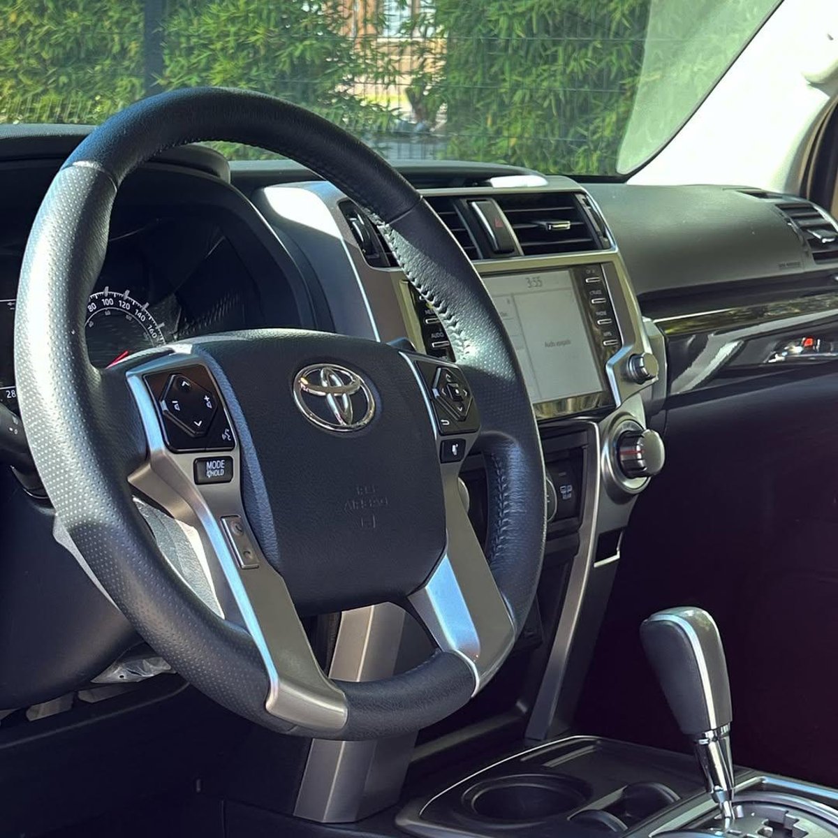 Toyota 4RUNNER SR5 🇯🇵 2022 - Imagen 5 de 10