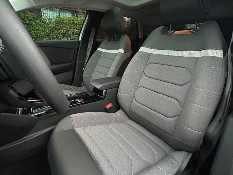 Citroën C4 1.5 BLUEHDI🇫🇷 2025 - Imagen 6 de 10