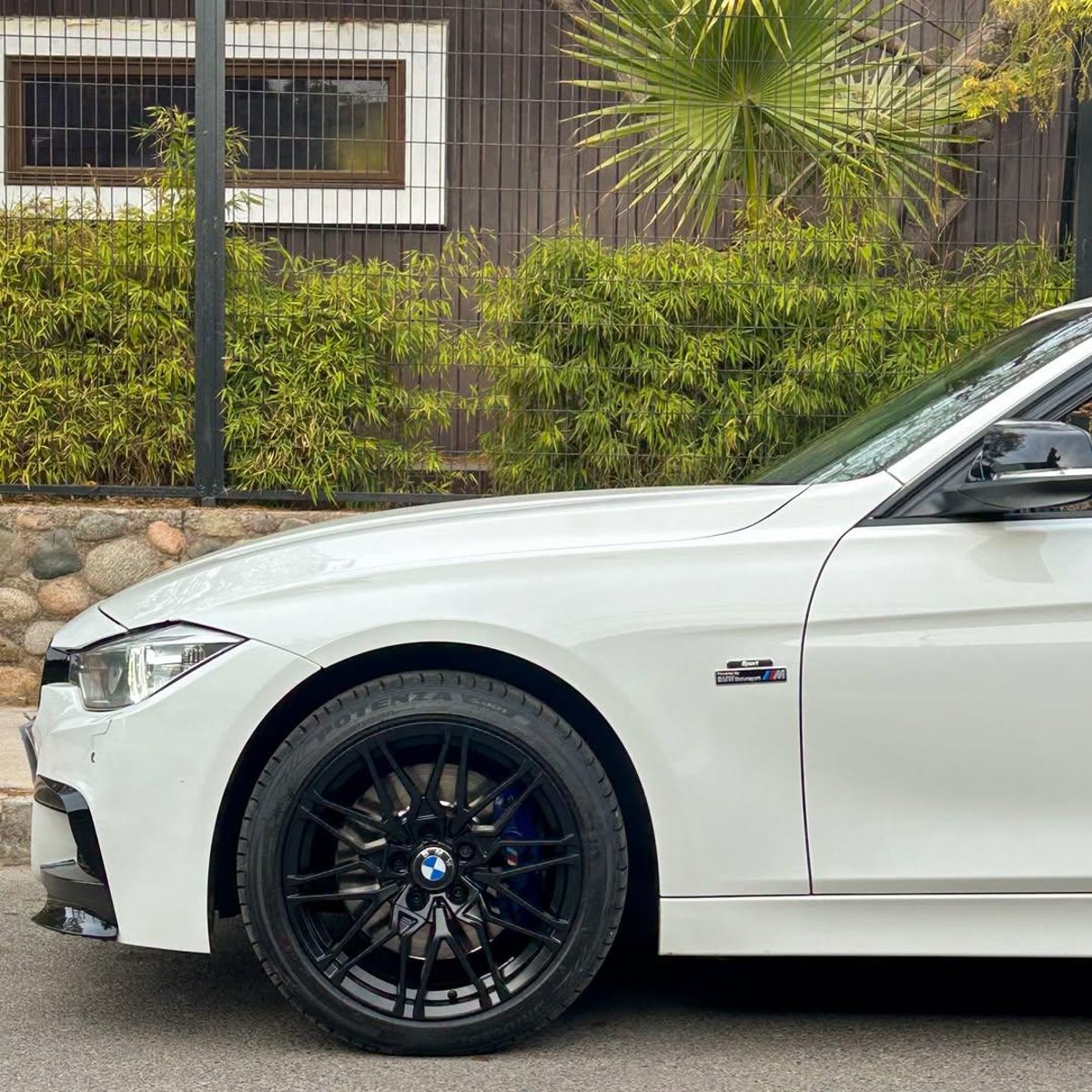 BMW 335I SEDÁN M SPORT 🇩🇪 2015 - Imagen 3 de 10