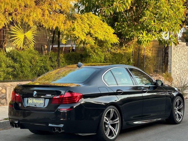 BMW M5 4.4L V8 🇩🇪 2016 - Imagen 9 de 10