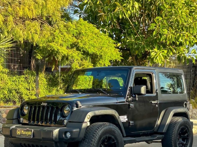 Jeep WRANGLER 3.6L SPORT AT 🇺🇸 2013 - Imagen 8 de 10