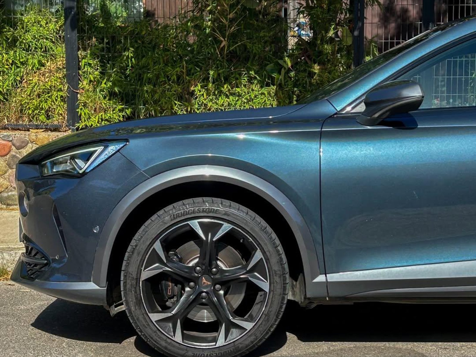 Cupra FORMENTOR VZ 4DRIVE 4X4 2.0L 🇪🇸 2023 - Foto 3 de 10