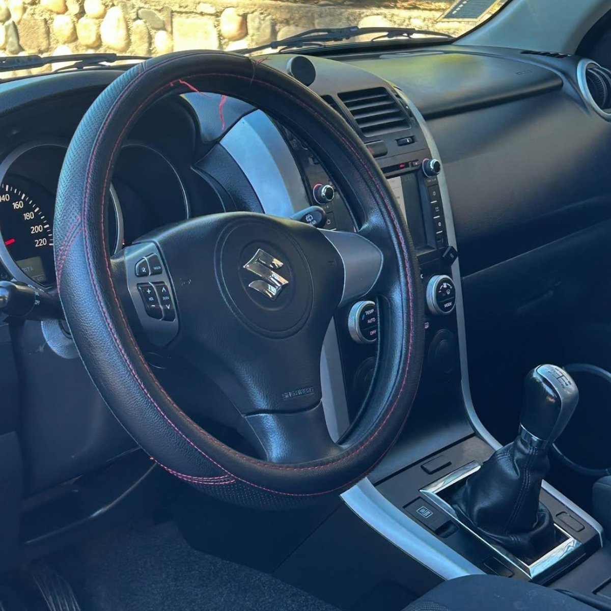 Suzuki GRAND NOMADE GLX 4X2 🇯🇵 2019 - Imagen 5 de 10