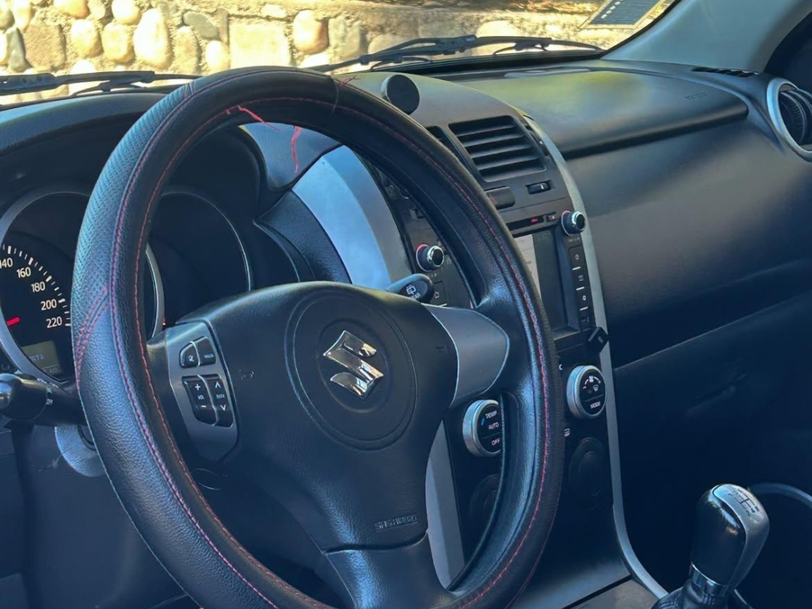 Suzuki GRAND NOMADE GLX 4X2 🇯🇵 2019 - Foto 5 de 10