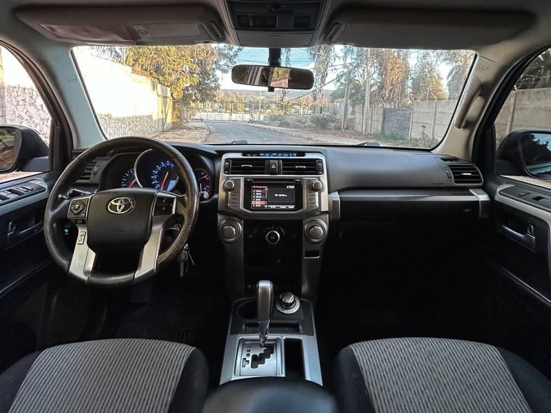 Toyota 4RUNNER SR5 4.0 V6 🇯🇵 2016 - Imagen 6 de 10