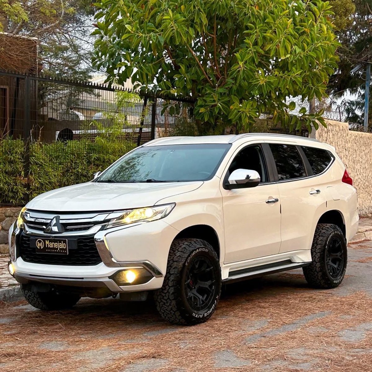 Mitsubishi MONTERO SPORT 3.0 V6 AT 4X2 🇯🇵 2019 - Imagen 8 de 10
