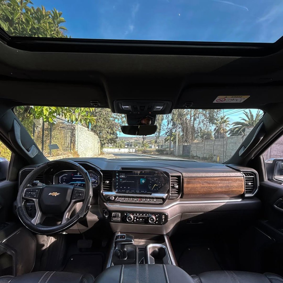 Chevrolet SILVERADO HIGH COUNTRY DURAMAX 3.0 🇺🇸 2023 - Imagen 6 de 10