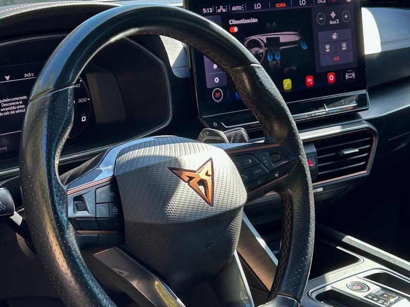 Cupra FORMENTOR VZ 4DRIVE 4X4 2.0L 🇪🇸 2023 - Imagen 5 de 10