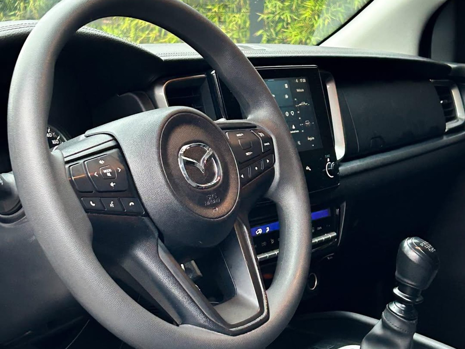 Mazda BT-50 CORE 4X4 🇯🇵 2025 - Foto 5 de 10