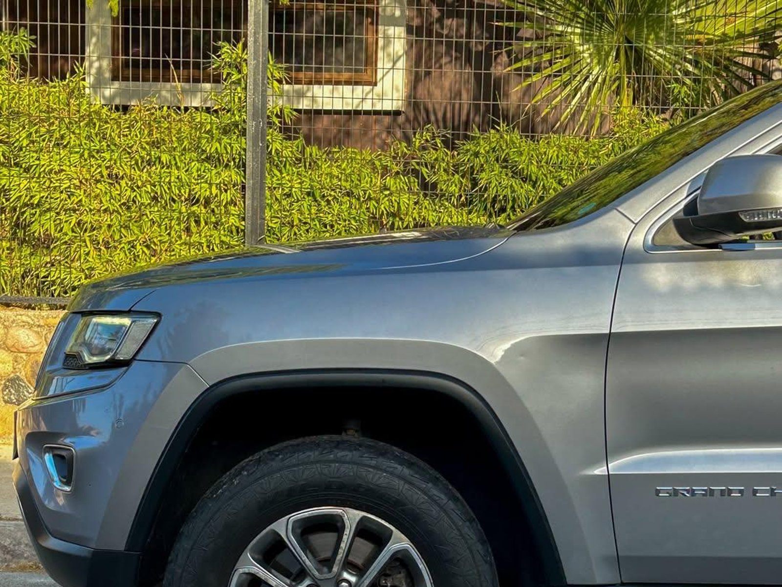 Jeep GRAND CHEROKEE LIMITED 4X4 3.0L 🇺🇸 2014 - Foto 3 de 10