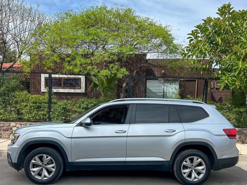 Volkswagen ATLAS TRENDLINE 36 V6🇩🇪 2018 - Imagen 4 de 10