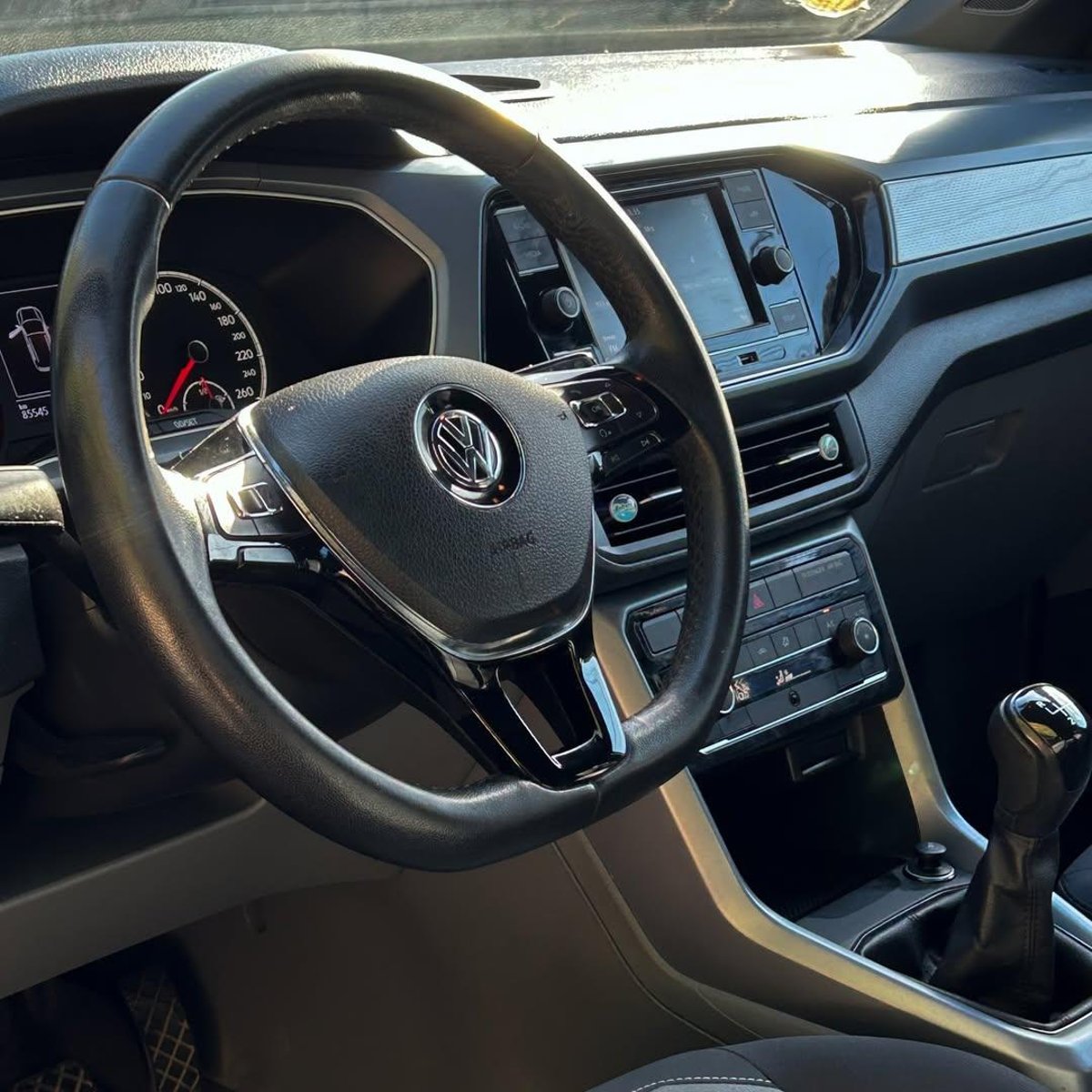 Volkswagen T-CROSS COMFORTLINE 1.6L 2020 - Imagen 5 de 10