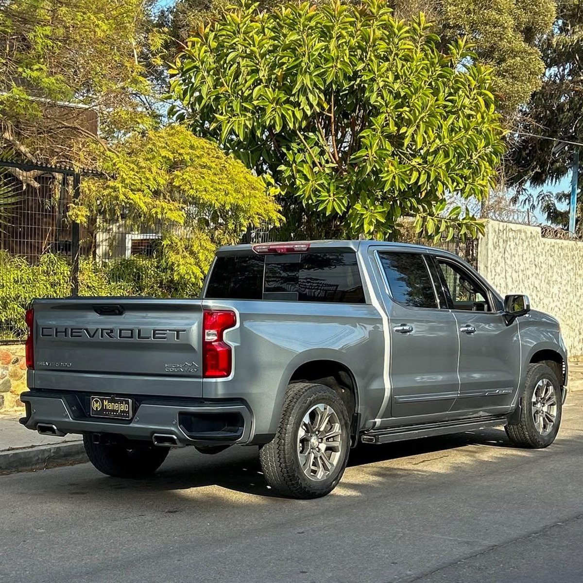 Chevrolet SILVERADO HIGH COUNTRY DURAMAX 3.0 🇺🇸 2023 - Imagen 9 de 10