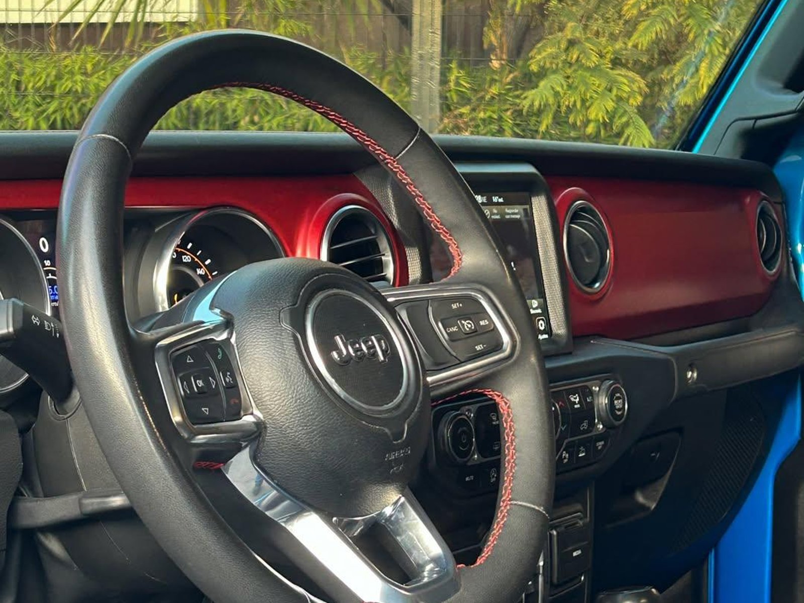 Jeep GLADIATOR RUBICON 🇺🇸 2023 - Foto 5 de 10