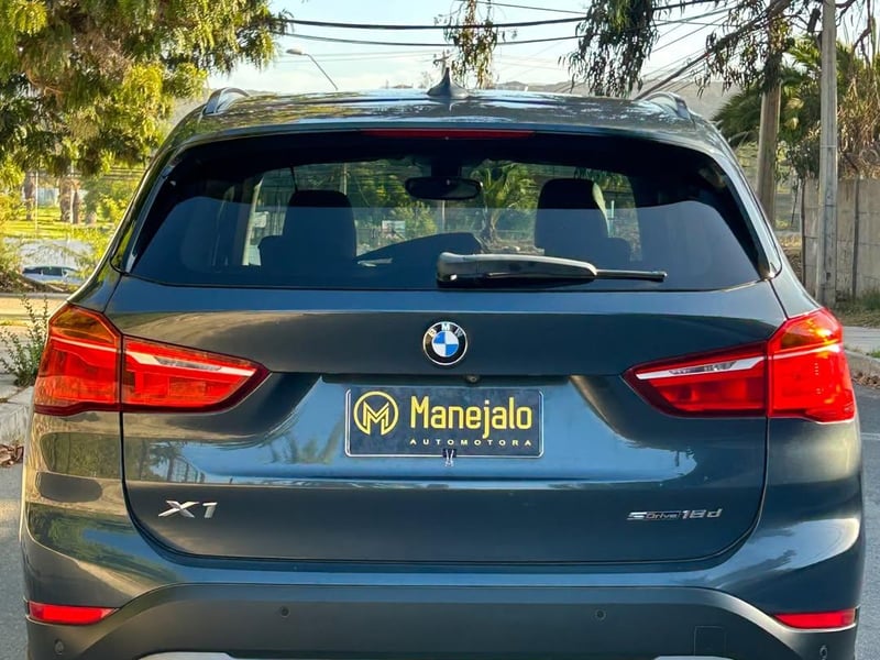 BMW X1 SDRIVE18D LUXURY 2.0L 2019 - Imagen 10 de 10