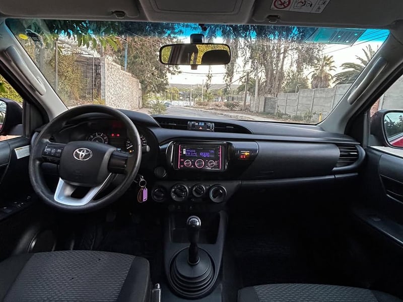 Toyota HILUX DX 4X4 2.4L🇯🇵 2021 - Imagen 6 de 10